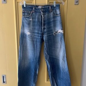 Re/Done Distressed Jeans